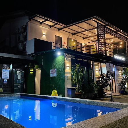 The Sky Inn Kuantan Esterno foto