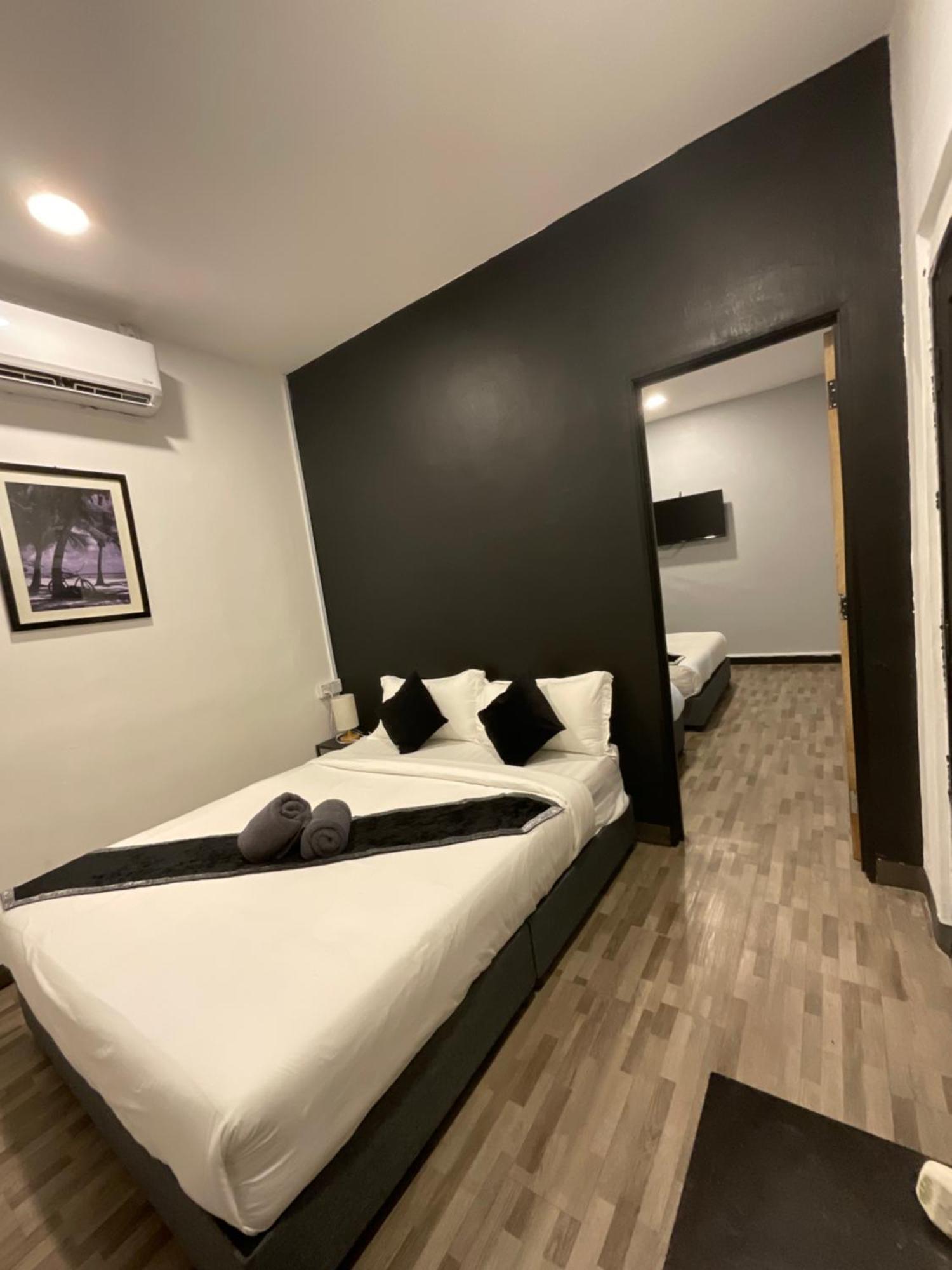 The Sky Inn Kuantan Esterno foto